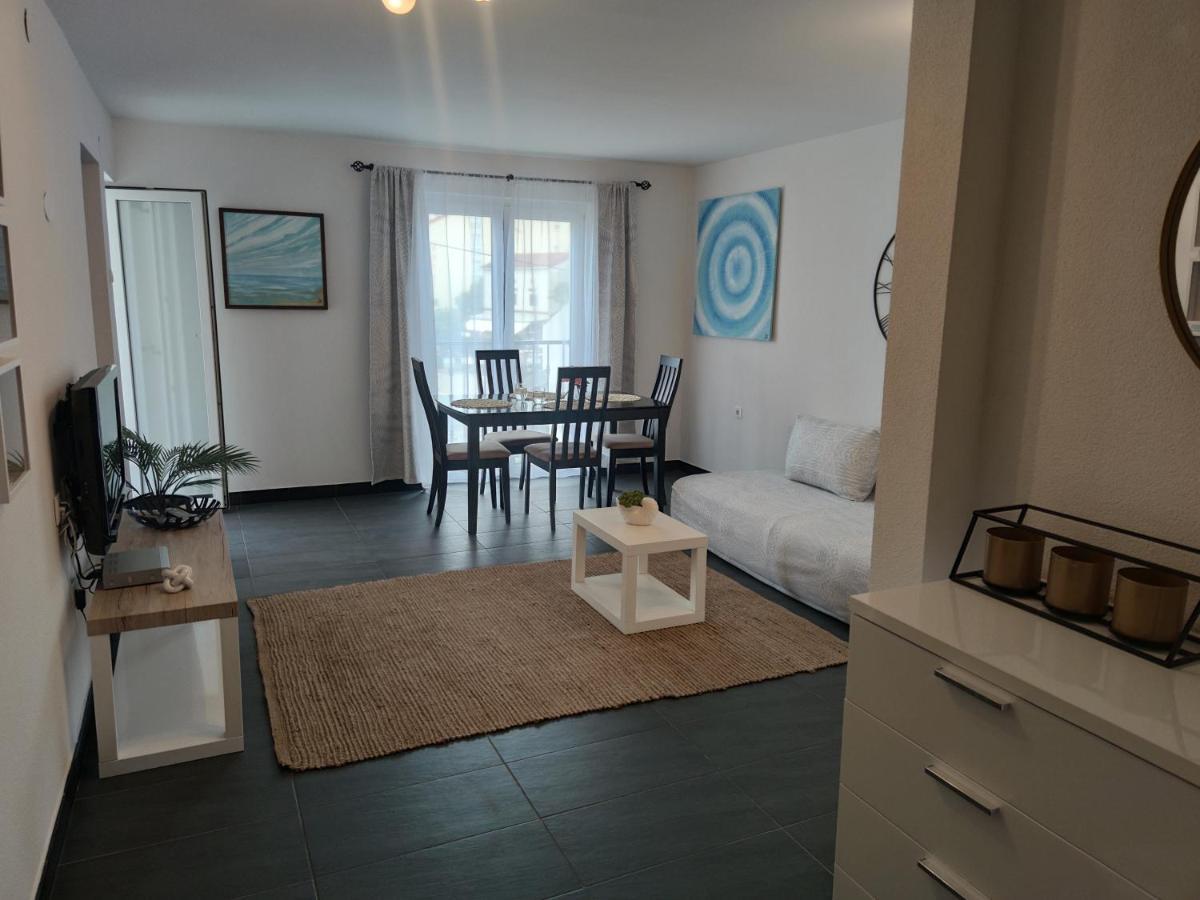 Apartments Obala Malinska Extérieur photo