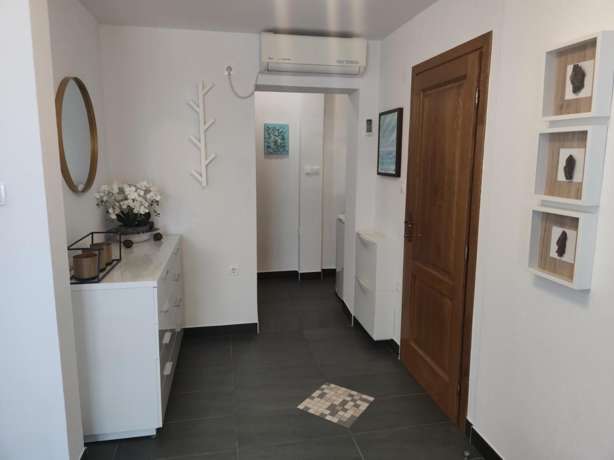 Apartments Obala Malinska Extérieur photo
