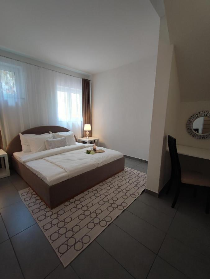 Apartments Obala Malinska Extérieur photo